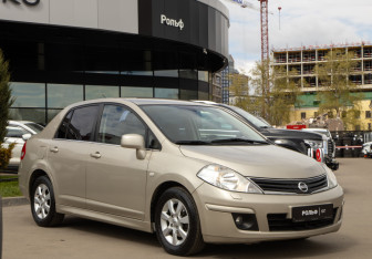 Подержанный автомобиль Nissan Tiida Sedan 2011 года (2 фото)