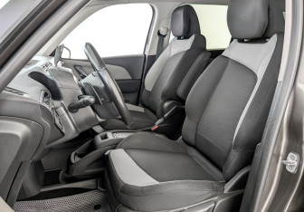 Подержанный автомобиль Citroen C4 Picasso 2016 года (20 фото)