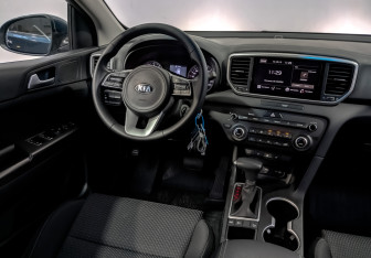 Подержанный автомобиль Kia Sportage 2020 года (29 фото)