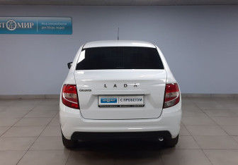 Подержанный автомобиль LADA (ВАЗ) Granta Sedan 2023 года (6 фото)
