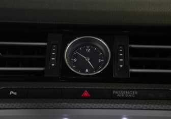 Подержанный автомобиль Volkswagen Passat Wagon 2016 года (18 фото)