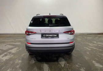 Подержанный автомобиль Skoda Kodiaq 2020 года (6 фото)