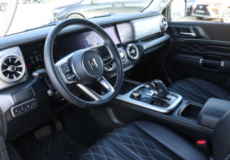 Подержанный автомобиль Tank 300 2023 года (13 фото)