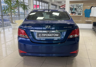 Подержанный автомобиль Hyundai Solaris Sedan 2015 года (6 фото)