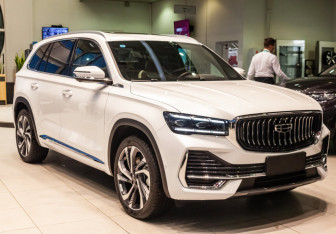 Новый Geely Monjaro 2025 (3 фото)