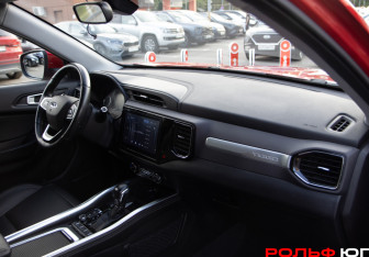 Подержанный автомобиль Chery Tiggo 4 2021 года (7 фото)