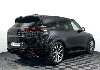 Подержанный автомобиль Land Rover Range Rover Sport 2023 года (5 фото)