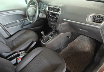 Подержанный автомобиль Peugeot 301 2014 года (11 фото)