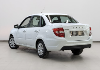 Подержанный автомобиль LADA (ВАЗ) Granta Sedan 2022 года (7 фото)