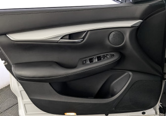 Подержанный автомобиль Infiniti QX50 2021 года (19 фото)