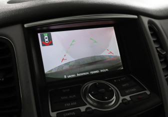 Подержанный автомобиль Infiniti QX50 2015 года (9 фото)