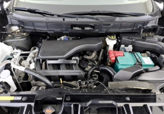 Подержанный автомобиль Nissan X-Trail 2016 года (9 фото)