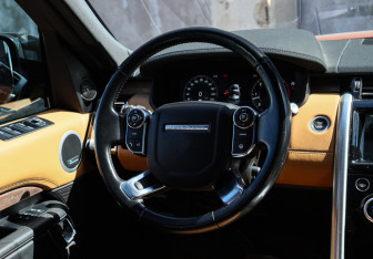 Подержанный автомобиль Land Rover Discovery 2018 года (16 фото)