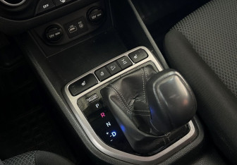 Подержанный автомобиль Hyundai Creta 2017 года (15 фото)