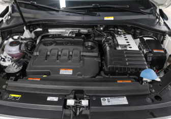 Подержанный автомобиль Volkswagen Tiguan 2018 года (9 фото)