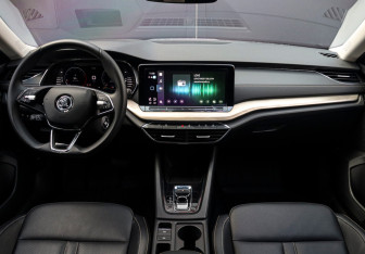 Подержанный автомобиль Skoda Octavia Liftback 2024 года (18 фото)