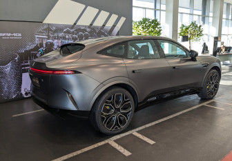 Новый Avatr 11 2025 (2 фото)