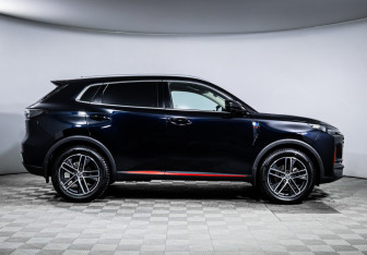 Подержанный автомобиль Changan UNI-S 2024 года (4 фото)