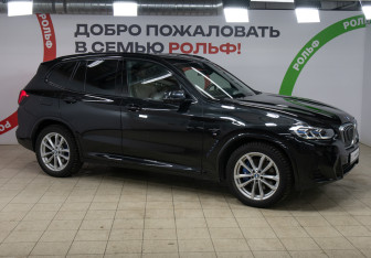 Подержанный автомобиль BMW X3 2021 года (3 фото)