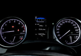 Подержанный автомобиль Toyota Camry Sedan 2020 года (11 фото)