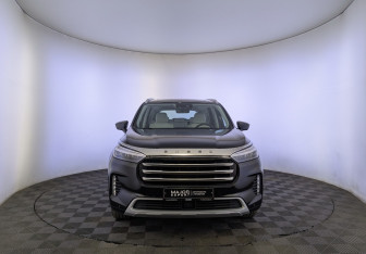 Подержанный автомобиль Exeed VX 2023 года (2 фото)