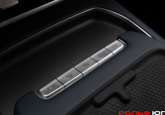 Подержанный автомобиль Voyah Free 2023 года (19 фото)