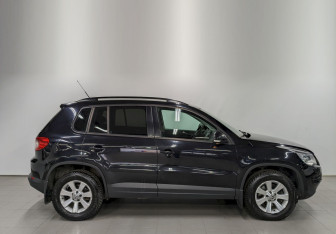 Подержанный автомобиль Volkswagen Tiguan 2010 года (4 фото)