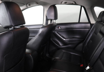 Подержанный автомобиль Mazda CX-5 2015 года (12 фото)