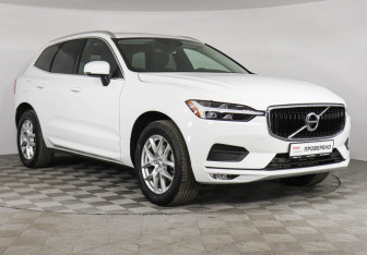 Подержанный автомобиль Volvo XC60 2021 года (3 фото)