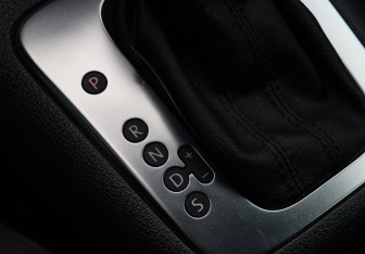 Подержанный автомобиль Volkswagen Golf Plus 2011 года (14 фото)