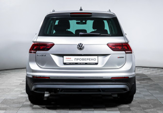 Подержанный автомобиль Volkswagen Tiguan 2018 года (6 фото)
