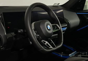 Подержанный автомобиль BMW X3 2024 года (11 фото)