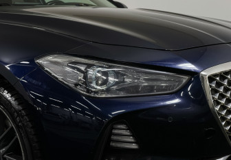 Подержанный автомобиль Genesis G70 2020 года (18 фото)