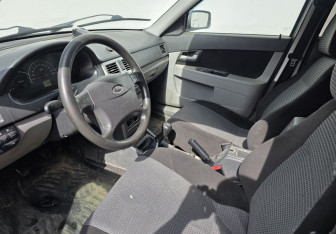 Подержанный автомобиль LADA (ВАЗ) Priora Wagon 2009 года (9 фото)