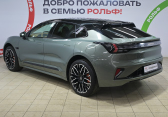 Подержанный автомобиль Zeekr 001 2024 года (6 фото)