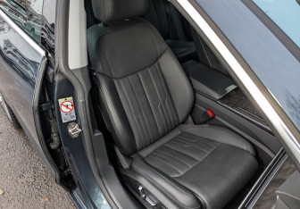 Подержанный автомобиль Audi A7 2018 года (24 фото)