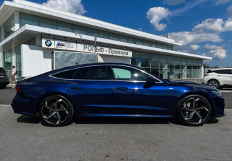 Подержанный автомобиль Audi A7 2019 года (4 фото)