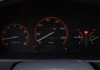 Подержанный автомобиль Honda CR-V 1999 года (12 фото)