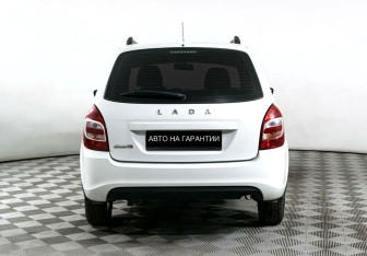 Подержанный автомобиль LADA (ВАЗ) Granta Wagon 2018 года (4 фото)