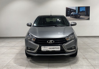 Подержанный автомобиль LADA (ВАЗ) Vesta Sedan 2018 года (2 фото)