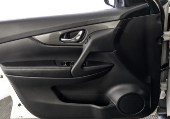Подержанный автомобиль Nissan X-Trail 2019 года (19 фото)