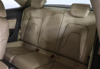 Подержанный автомобиль Audi A5 Coupe 2014 года (12 фото)