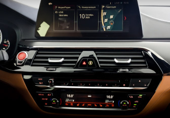 Подержанный автомобиль BMW M5 Sedan 2019 года (15 фото)