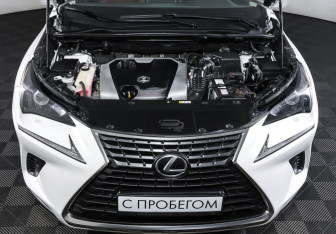 Подержанный автомобиль Lexus NX 2019 года (9 фото)