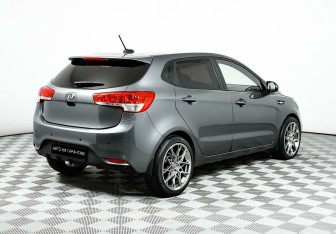 Подержанный автомобиль Kia Rio Hatchback 2017 года (5 фото)