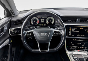 Подержанный автомобиль Audi A6 Sedan 2018 года (23 фото)