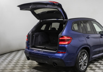 Подержанный автомобиль BMW X3 2021 года (18 фото)