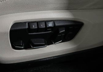 Подержанный автомобиль BMW X5 2018 года (17 фото)