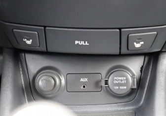 Подержанный автомобиль Hyundai Elantra Sedan 2007 года (17 фото)