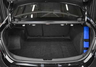Подержанный автомобиль Chevrolet Malibu Sedan 2020 года (6 фото)